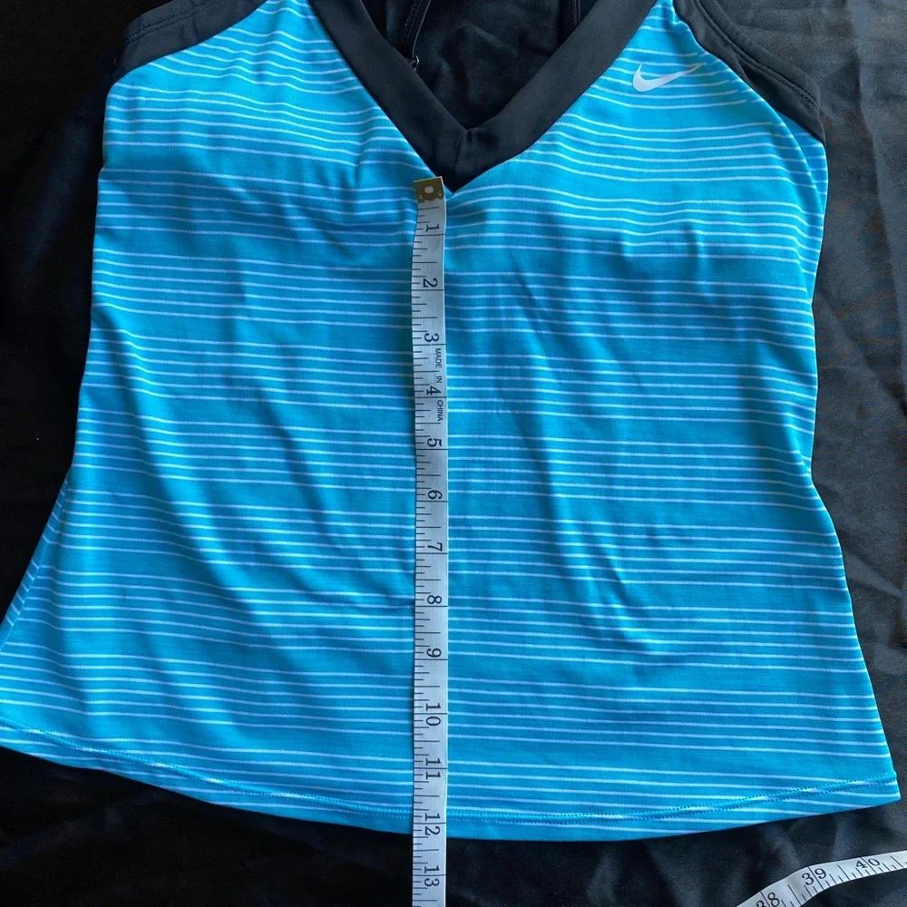 Nike pants & tank top - Picture 4 of 15